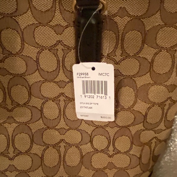 NWT coach signature bag - Picture 5 of 5